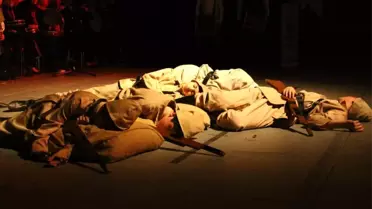 Başkent'te Çocuklar Çanakkale Zaferi'ni Coşkuyla Andı