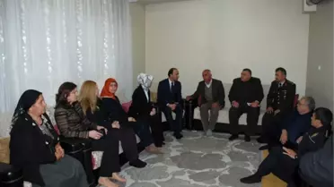 Vali Erin'den Şehit Ailelerine Ziyaret