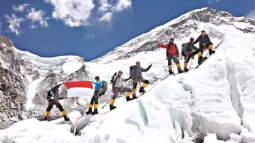 Nepal, Everest'e Tırmananları Gps Cihazıyla Takip Edecek