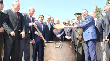 Manisa'da Mesir Macunu Festivali ve Nevruz Bayramı Bir Arada Kutlandı