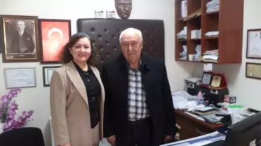 Sanki Tek Mahalle İki Muhtar Gibiler