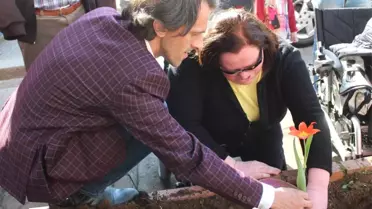 Açan Çiçekler Engellilerin Mutluluğu Oldu