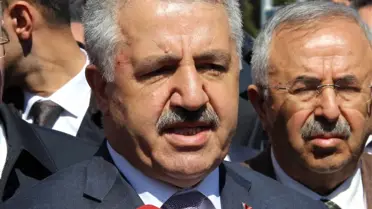 ABD ve Ingiltere'ye: Umarım Başka Bir Arka Planı Yoktur