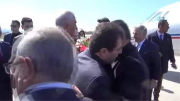 Bakan Yılmaz: 'Evet Derseniz Cumhuriyetin İlanı Kadar Bu Ülkeye Hizmet Etmiş Olacaksınız'