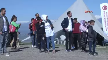 Adana Engelli Çocuklar Yamaç Paraşütüyle Uçtu
