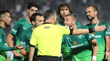En Çok Kırmızı Kartı Bursaspor Gördü