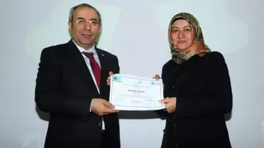 Yyü'de 'Uygulamalı Girişimcilik Eğitimi' Sertifika Töreni