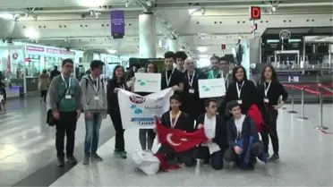 Türk Öğrenciler Ürettikleri Robotla ABD'de Yarışmaya Katılacak