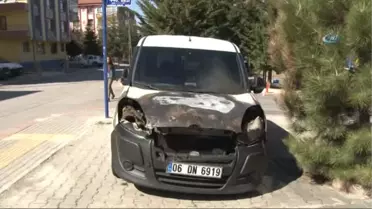 Balıkçı Esnaf 'Evet' Afişlerinden Dolayı Ekmek Teknesi Olan Otomobilinin Kundaklandığını İddia Etti