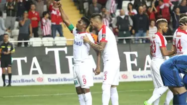 Antalyaspor, Kayserispor'u Son Dakika Golüyle 2-1 Yendi