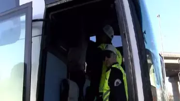 Otobüse Yolcu Gibi Binen 'Sivil Trafik Polisi'nden Denetim