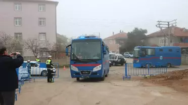Sakarya'da 200 Sanıklı Darbe Girişimine İlişkin Dava Başladı