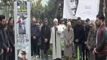 Sadri Alışık Klasik Otomobiliyle Mezarı Başında Anıldı