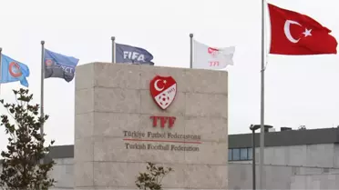 PFDK, Fenerbahçe ve Trabzonspor'a 15 Bin TL Ceza Kesti