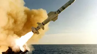 ABD Rusya'nın S-400 Kalkanını Delmek İçin Suriye'yi 'Tomhawk Füzesi'yle Vurdu