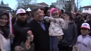 Darıca'da Binler 'Evet' İçin Yürüdü