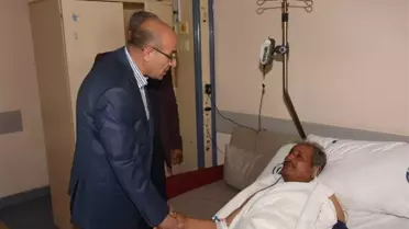 Miting Yolunda Kaza Geçirenlerin Tedavisi Sürüyor
