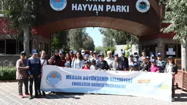 Özel Eğitimli Çocuklar Hayvanat Bahçesini Gezdi