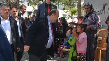 Romanlar Gününde Başkan Özakcan'a Sevgi Seli