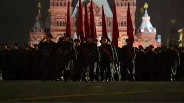 Rusya'da Konuşulan 3 Senaryo: ABD ve Rusya Savaşa Girebilir