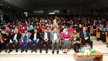 Yyü'de Öğrenciler Yararına Gece Düzenlendi