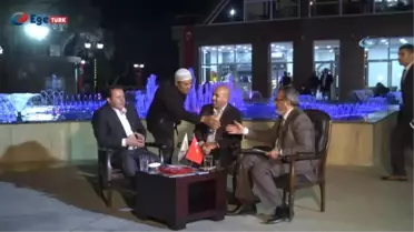 Canlı Yayının Ortasına Daldı, Başkandan Yardım İstedi