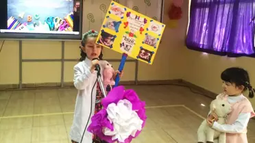 Minik Öğrenciler, Meslekleri Tanıttı