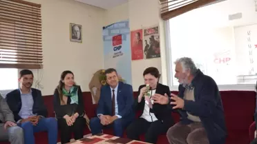 CHP'lilerin AK Parti'li Sarı İlgisi