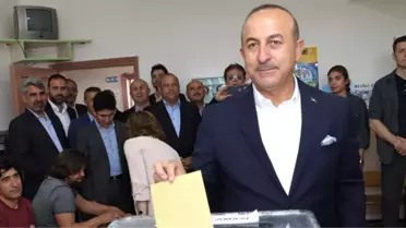 Çavuşoğlu'nun Sandığından 'Evet' Çıktı