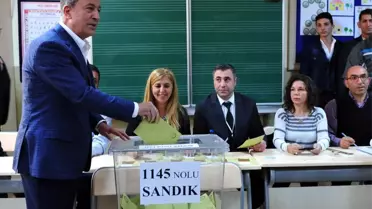 Genelkurmay Başkanı Akar Oyunu Kullandı