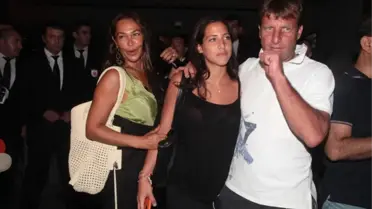 Hülya Avşar'ın Kızı Zehra Çilingiroğlu 'Hayır' Oyu Kullandı