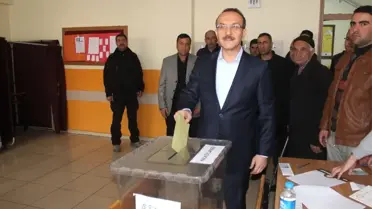Vali Yavuz ve Başkan Asya Oyunu Kullandı