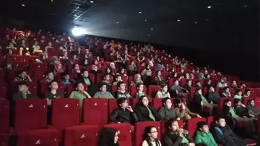 Beyoğlu'nda 4 Bin Öğrenci Daha Sinemayla Buluştu