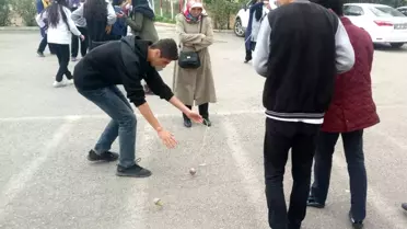 Öğrenciler Yöresel Sokak Oyunlarını Öğreniyor