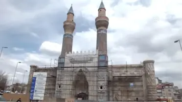 Tarihi Gökmedrese'nin Restorasyonu