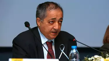 Pınar Karşıyaka Taraftarlarıyla Tartışan Yaşar Holding Başkanı Özür Diledi