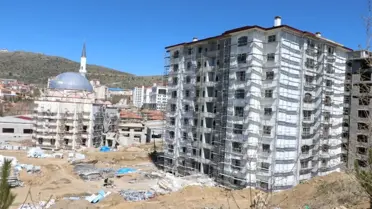 Eski Sanayi Sitesi'ndeki Konutlar Hızla Yükseliyor