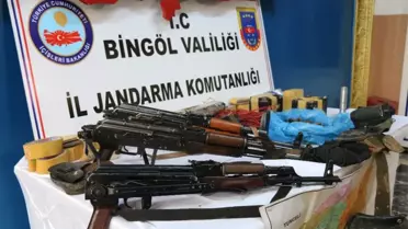 Terör Örgütünün Sığınağında Bingöl Haritası ve Mühimmat Ele Geçirildi