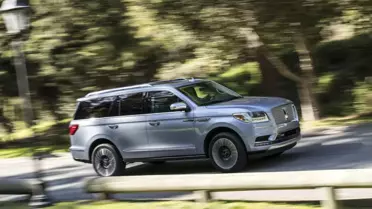 Yeni Lincoln Navigator New York'ta Sahnede