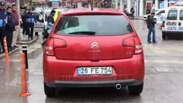 Düz Yolda Giderken Otomatik Dubanın Yükselmesiyle Askıda Kaldılar