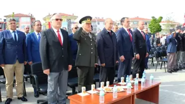 Ayvalık'ta 23 Nisan Coşkusu