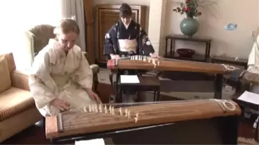 Japon Koto'sundan 'Katibim' Melodileri Yükseldi