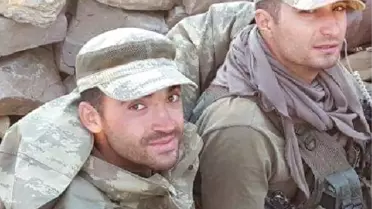 Şehit Babalarını Asker Üniformasıyla Uğurladılar