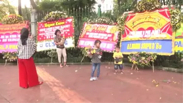 Endonezya'da Cakarta Valisi Ahok'a Destek