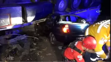 Tır Sürücüsü Viyadükte Asılı Kaldı