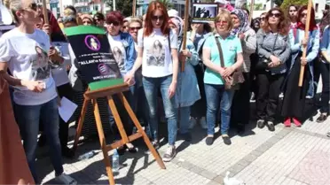 Ereğli'de Burcu'nun Öldürülmesi Protesto Edildi