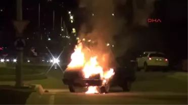 Sakarya - Seyir Halindeki Otomobil Yol Ortasında Yandı