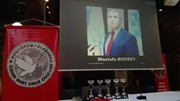 Şiir Kütüphanesi Nilüfer'e Ödül Getirdi