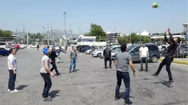 Tüpraş'ta İşçiler İş Bıraktı