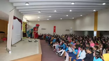 Karagöz ile Hacivat'ın Anadolu'ya Gelişinin 500'üncü Yılına Özel Sergi